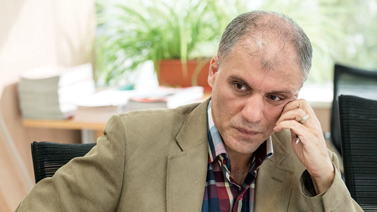 توسعه صنعتی در تعلیق است