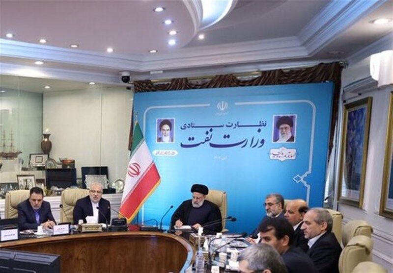 عدم حضور وزیر نفت در بازدید رئیسی تکذیب شد