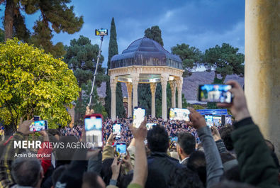 تحویل سال ۱۴۰۳ در حافظیه شیراز