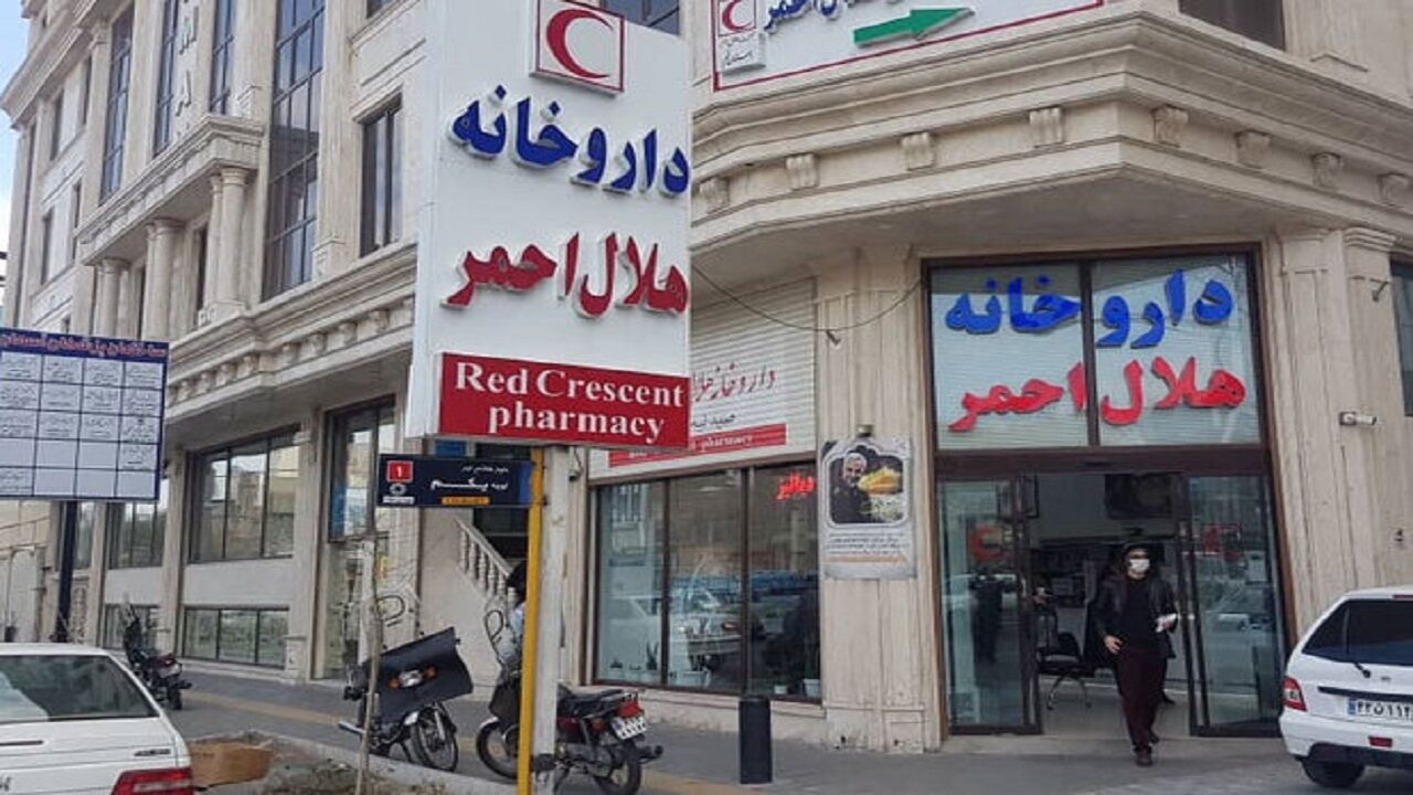 عصبانیت بیماران از افزایش سرسام‌آور داروها؛ می‌گویند گران نمی‌شود اما هر روز با قیمت‌های عجیب‌وغریب مواجه می‌شویم