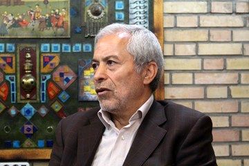 شاید در جیب آقای باهنر لیستی وجود دارد که اصلاح‌طلبان از آن بی‌خبر هستند؛ شاید هم یک نفر او را دست انداخته!