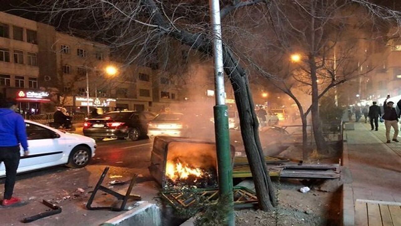 صدای اعتراضات شنیده نشود جامعه به سمت حذف گفت‌وگو می‌رود