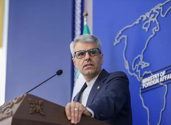 بقایی: مذاکرات ایران و عمان درباره تنگه هرمز ادامه دارد/ بیانیه مشترک دو کشور در مرحله بررسی و تدوین نهایی است/ برنامه‌ای برای سفر عراقچی و قالیباف به پاکستان یا قطر نیست