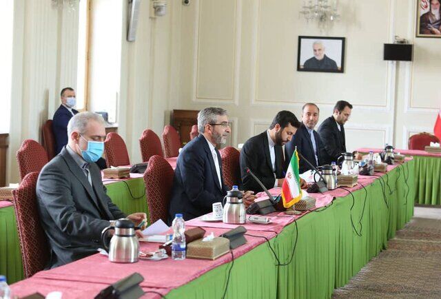 باقری: حل مشکلات موجود بر اساس گفتگو میان کشورهای منطقه
