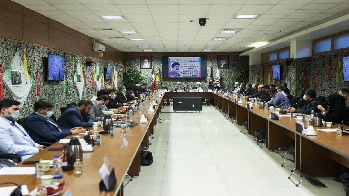 پشت پرده عبور از شورای ائتلاف اصولگرایان؛ رقابت برای‌ خلعت «پدرسالاری»!