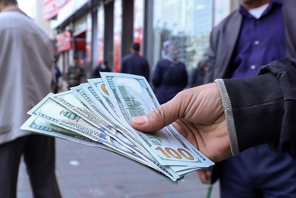 جهانگیر: از ابتدای سال ۲۳۵ پرونده در مورد عدم ایفای تعهدات ارزی ارجاع شده/ میزان رفع تعهدات ارزی از طریق مرجع قضائی در نه ماهه اول امسال، بیش از ۳۷ همت بوده