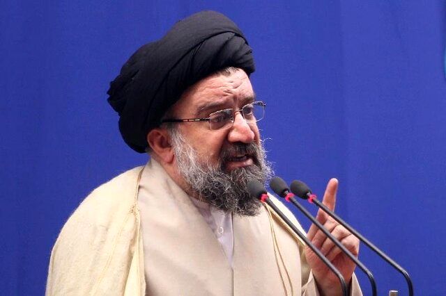 سید احمد خاتمی: امام زمان (عج) پشتیبان مردم است/ باید اعتقاد به امام زمان را به نسل آینده منتقل کرد