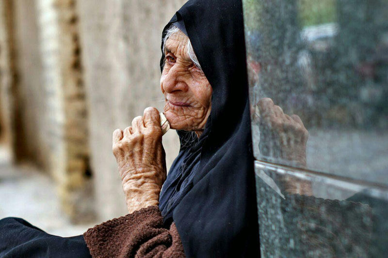  تجرد قطعی ۸۰ هزار سالمند؛ تا۱۴۳۰ بیش از یک‌سوم جمعیت ایران سالمند می‌شوند