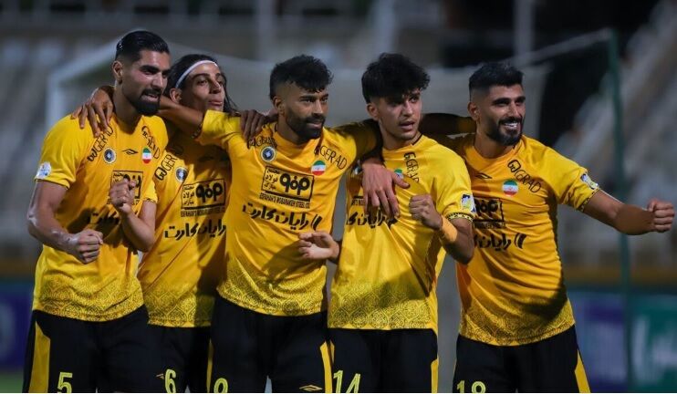 اسدی به بازی با پرسپولیس رسید