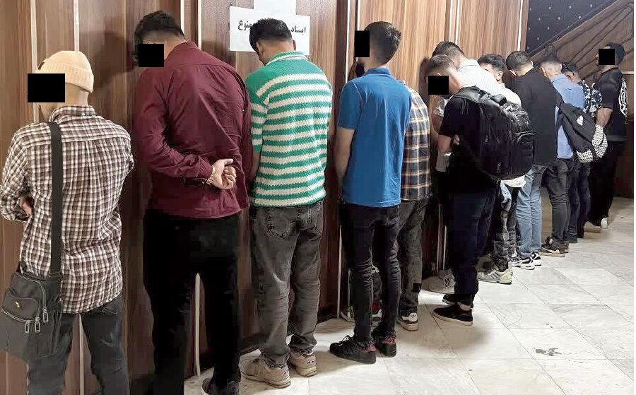 گروگانگیری‌های وحشتناک در شرکت هرمی