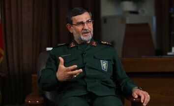 هشدار فرمانده نیروی دریایی سپاه: نفت ایران دزدیده یا نفتکش توقف شود مقابله‌به‌مثل می‌کنیم