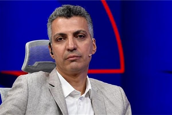 گزارش روزنامه اعتماد از پشت‌پرده فیلترینگ غیررسمی سایت ۳۶۰ درجه / قوه قضائیه: مسدود شدن سایت عادل فردوسی‌پور ربطی به ما ندارد