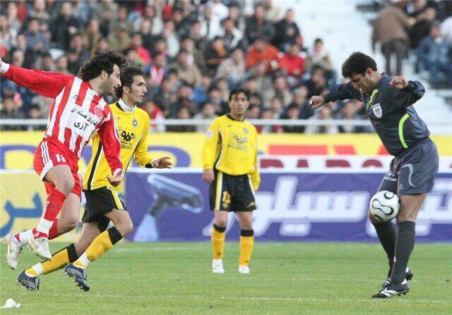 نگاهی به تقابل‌های جنجالی پرسپولیس و سپاهان