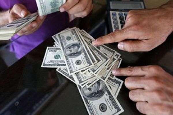 قیمت دلار امروز دوشنبه ۲۶ مرداد ۱۴۰۵ / دلار در بازار آزاد چند؟