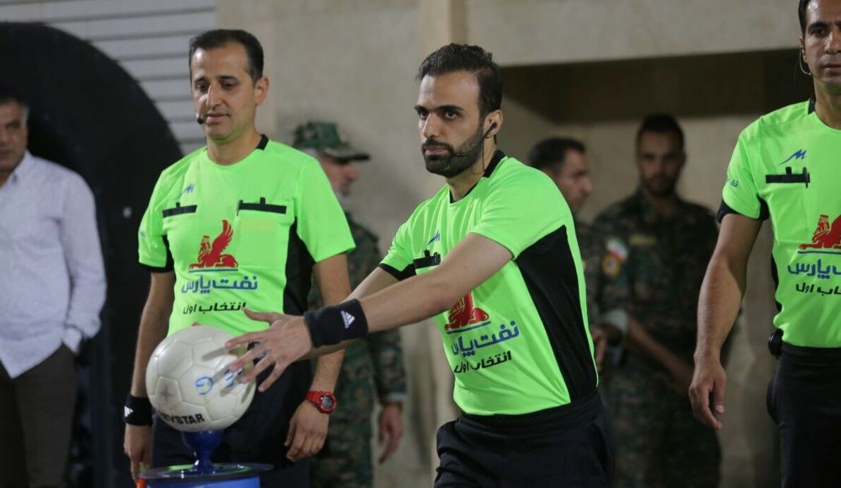 فحاشیِ کارگردان معروف به داور بازی پرسپولیس!