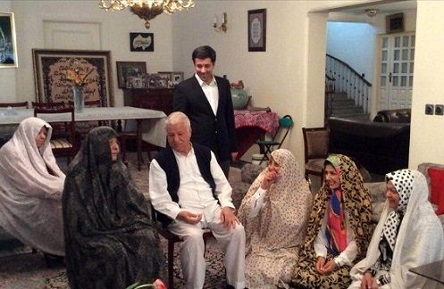 آیت‌الله هاشمی کدام نوه‌اش را از خبرنگار شدن منصرف کرد؟