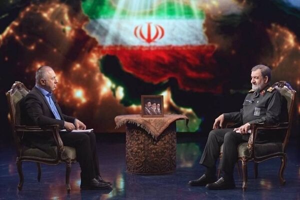 دبیر شورای عالی امنیت ملی: قدرت‌هایی بزرگ‌تر از آمریکا تلاش کرده‌اند تا ایران را فتح کنند، اما در نهایت به «زباله‌دان تاریخ» ختم شدند