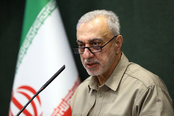 وزیر دفاع: درباره ارتقای وضعیت معیشتی نیروهای مسلح اقداماتی در زمینه مسکن و سایر تسهیلات انجام شده/ توان آفندی و پدافندی ارتقاء خواهد یافت 