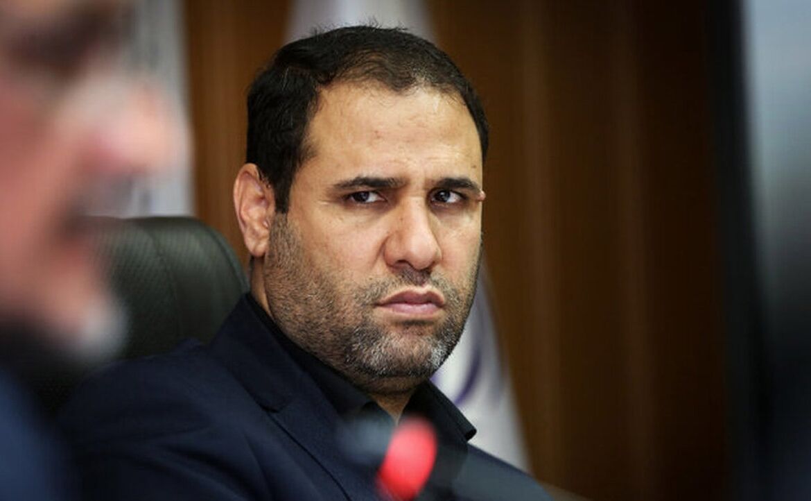 وزیر آموزش‌وپرورش دانش‌آموزان بازمانده از تحصیل را گردن نگرفت؛ برای دولت ما نیستند!