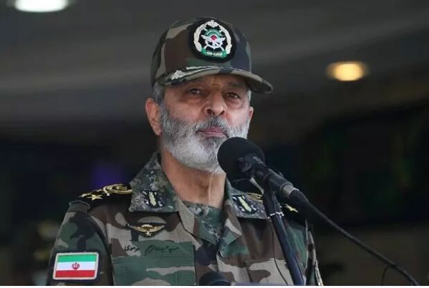 در مقابل هر تهدیدی با قدرت می‌ایستیم/ دشمنان ملت را آرام نخواهیم گذاشت