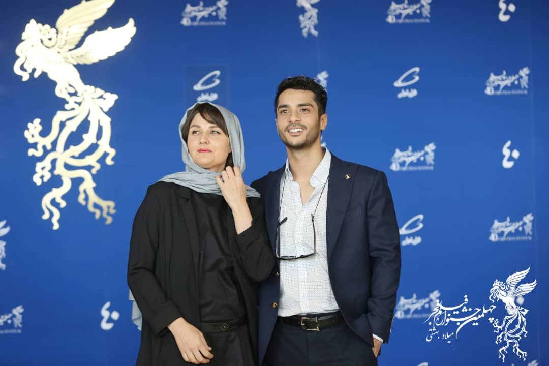 تصویر | استایل دیدنی همسر خارجی ساعد سهیلی در حرم امام رضا(ع)