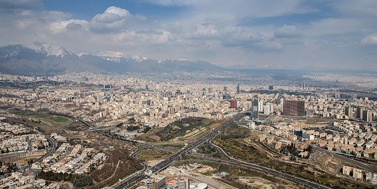 آسمان صاف و نیمه ابری برای پایتخت/کاهش کیفیت هوا برای استان‌های ایلام و خوزستان