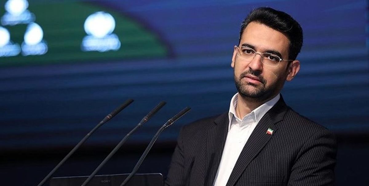 اقدامات گشت ارشاد تلنگری به ما نمیزند؟