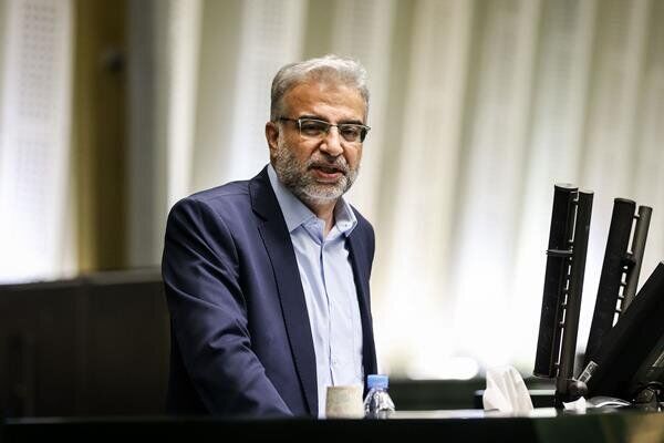 هیچ بازشماری رأیی در جلسه رأی اعتماد زاهدی‌وفا انجام نشده