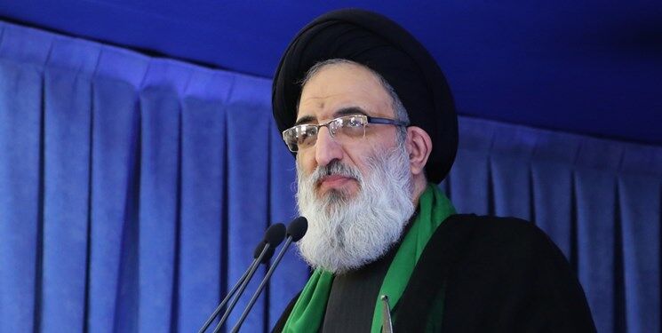 برخی از اسامی فیلم‌ها جشنواره نا امید کننده بود/اینها به خود اجازه صدور فتوا هم می دهند!
