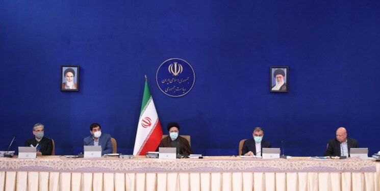 سفارش کیهان به دولت رئیسی؛ از بازگشت غربگرایان به مسند حساس اجرایی جلوگیری کنید
