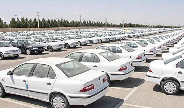 دست خریداران خودرو در حنا ماند‍!