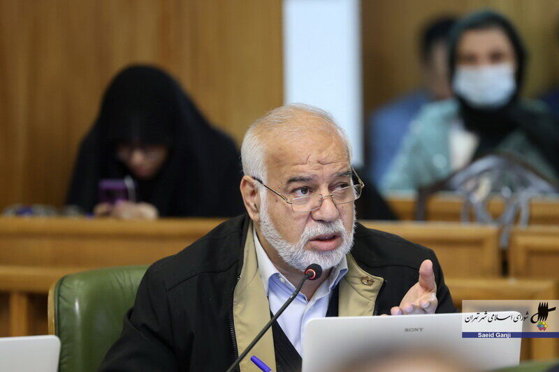 پاسخ شورای شهر تهران به مصاحبه دادکان با اعتمادآنلاین در مورد خاکسپاری فرامرز ظلی