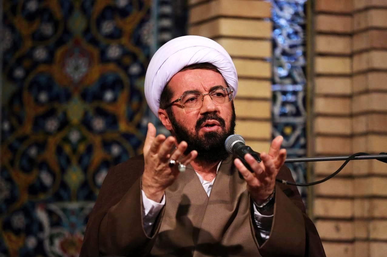 یک مرد زمانی که شکل‌های مختلف زنان را با وضعیت نامناسب می‌بیند، نسبت به همسر خود سرد می‌شود