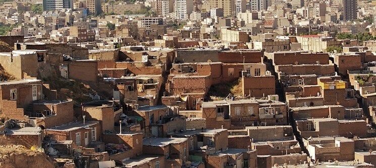 وجود حدود ۳ میلیون خانه با «سقف لرزان» در کشور؛ این خانه‌ها با باران تند و توفان هم در معرض تخریب قرار دارند
