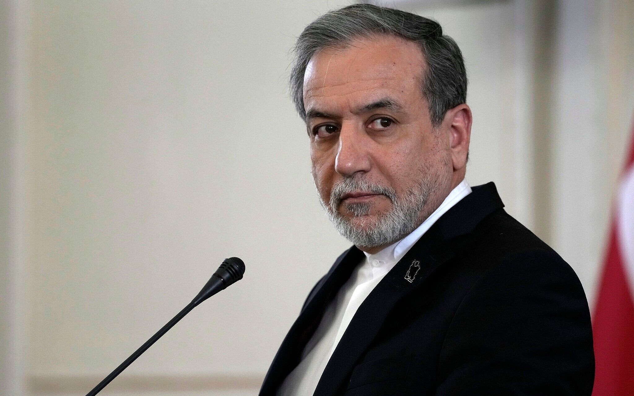 عراقچی: دستگاه دیپلماسی اقدامات مرتبط با مواد قانونی برنامه هفتم را اجرا می‌کند+ ویدئو