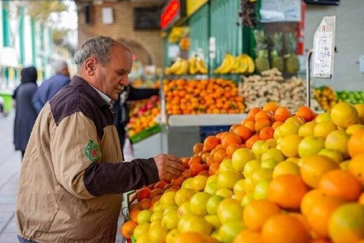قیمت رسمی میوه و سبزی اعلام شد/ خیار به کیلویی ۱۰۰ هزار تومان هم رسید + جدول