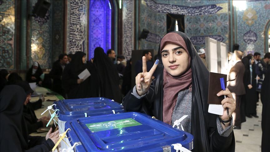 نظام برای اینکه نسل z را از خیابان به صندوق رای بکشاند باید نشان دهد قصد اصلاح اشتباهات قبلی را دارد 