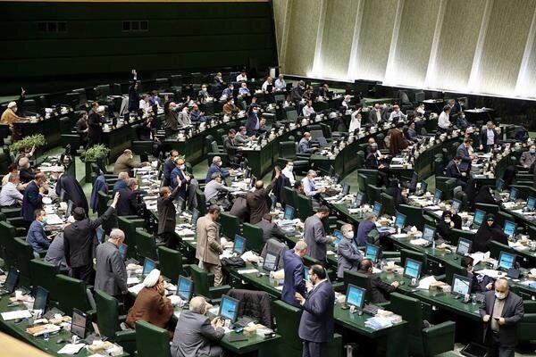 چرا اصلاح‌طلبان مجلس چشم بر سیسمونی‌گیت قالیباف بستند؟ 