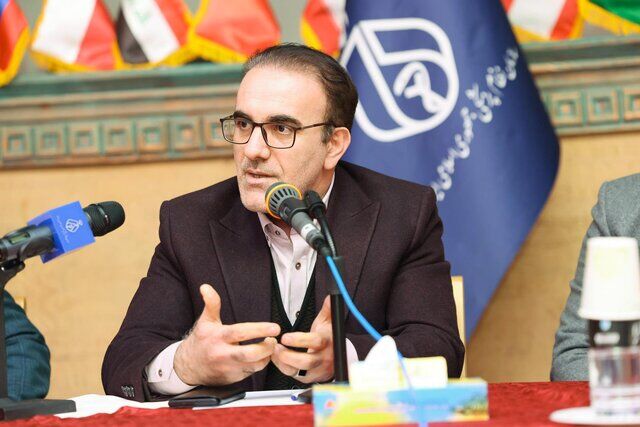 مسئولین سلامت ببینند با پزشکان چه رفتاری داشتند که شیب مهاجرت رو به بالا است
