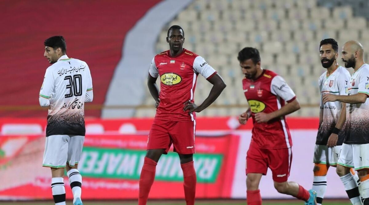 بمب پرسپولیس در آستانه خداحافظی