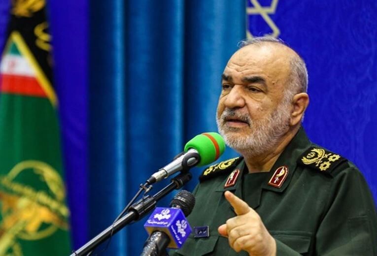 هشدار فرمانده سپاه به رژیم صهیونیستی: کسانی که در گذشته با سنگ می‌جنگیدند، امروز دارای موشک، پهپاد و قدرت نظامی قوی هستند
