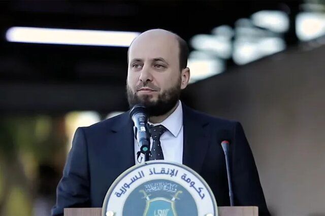 تصویری دیده نشده از چهره متفاوت نخست‌وزیر دولت انتقالی سوریه قبل و بعد از پست گرفتن + عکس