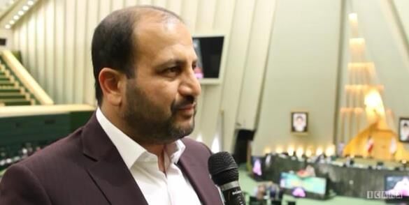 نهاده‌ها در قالب کشاورزی قراردادی در اختیار کشاورزان قرار بگیرد