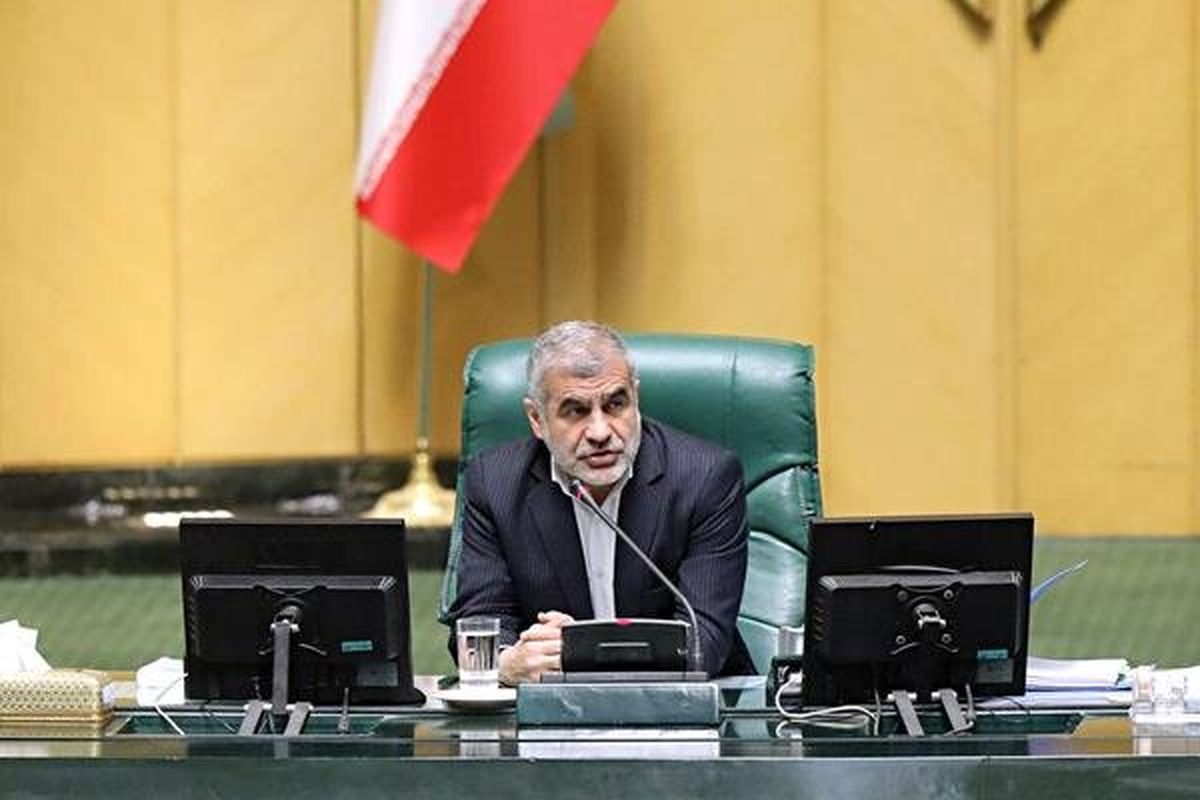 از افتخارات مجلس انقلابی این است که تاکنون میکروفن هیچ نمایندهای قطع نشده