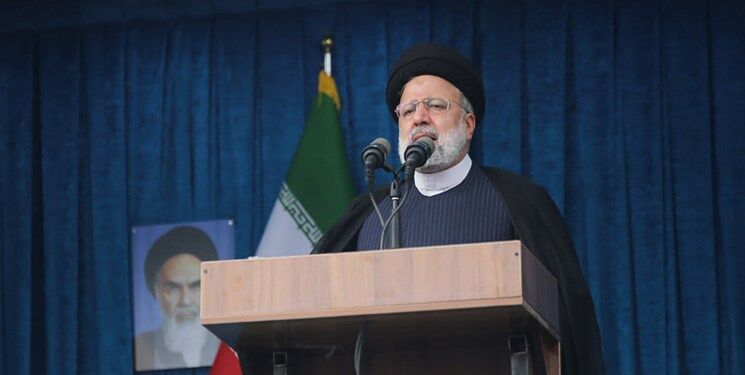 در کشور و نظام جمهوری اسلامی آزادی حقیقی وجود دارد