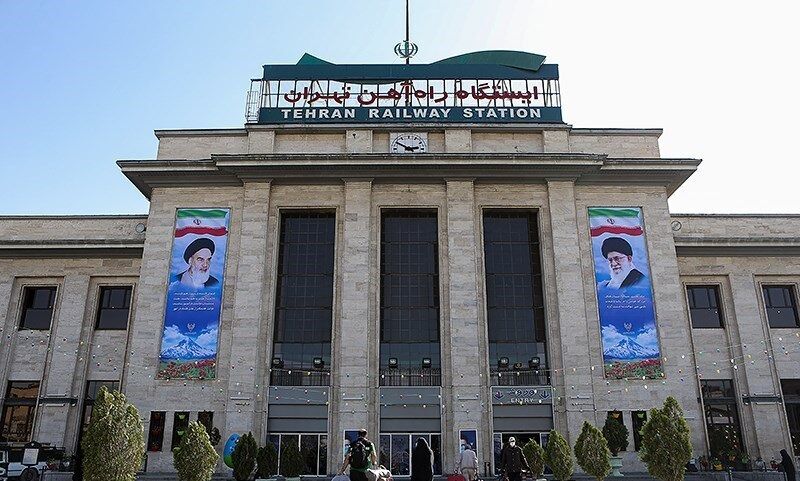 راه‌آهن برای جابه‌جایی ۱۱۰ هزار مسافر در ایام تشییع رهبر شهید اعلام آمادگی کرد