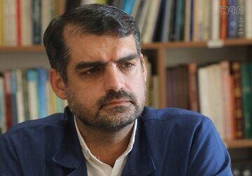 حمله روزنامه اصولگرا به منان رئیسی؛ دردسرهای «آقا صادق» برای نماینده قم