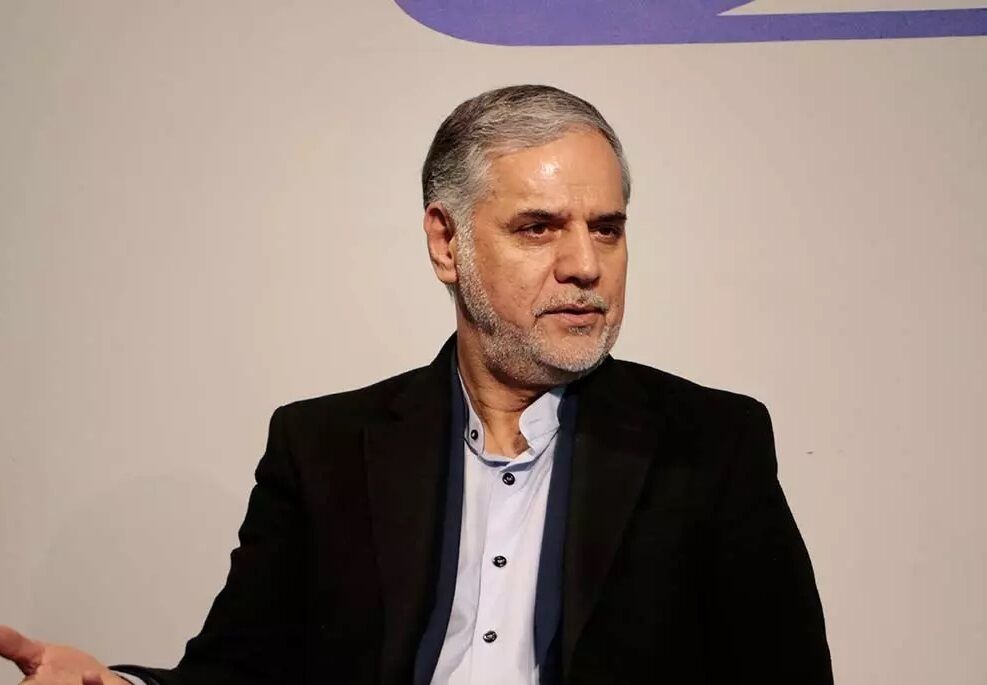 کنایه یک فعال اصولگرا به سعید جلیلی: دوستان از سایه به آفتاب بیایند؛ پاکی و زلالی پزشکیان ملموس است