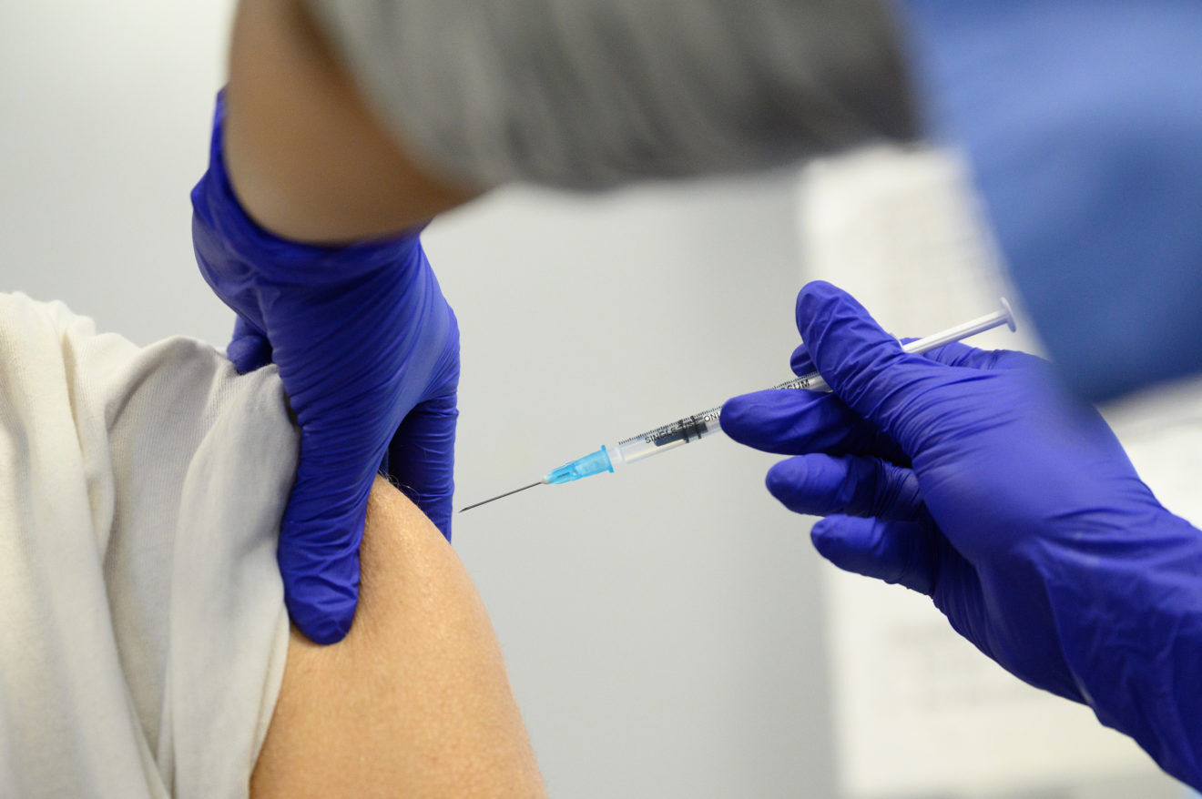 ۱۶ درصد خوزستانی‌ها هنوز دز اول واکسن کرونا را نزدند