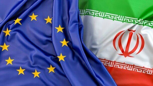 اسکات بسنت: اتحادیۀ اروپا رسماً به کارزار واشنگتن برای قطع ارتباط ایران با نظام مالی جهانی پیوسته است